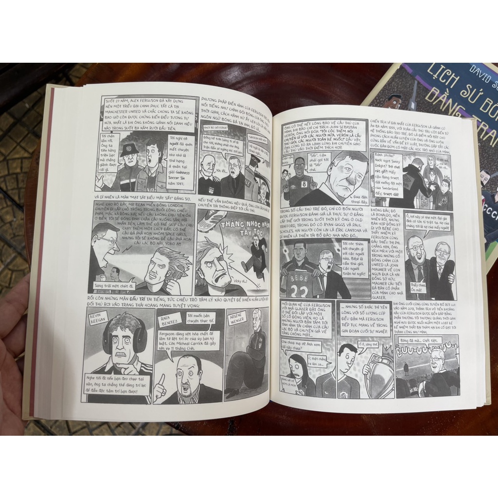 (sách tranh biếm họa) Lịch Sử Bóng Đá bằng tranh – Ngôi đền huyền thoại (tập 2) – David Squires – Nhã Nam (Bìa Cứng)
