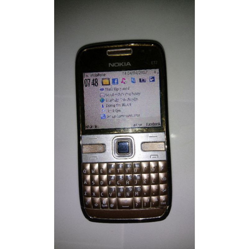 Điện thoại Nokia e72 cũ