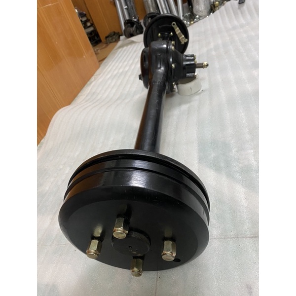Cầu liền,cầu rút 120cm.Dùng chế xe 3bánh,xe 4 bánh,chiều dài phủ bì cầu 120cm.tim ốc bắt bánh.8cm x 11.5cm