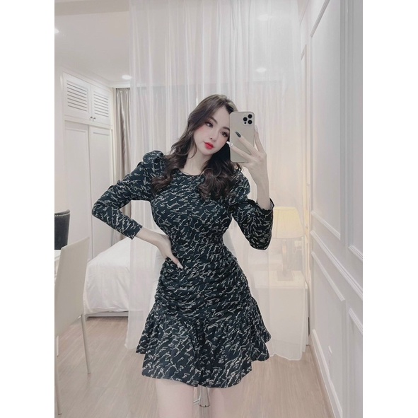 Đầm đuôi cá nhún thân voan lụa