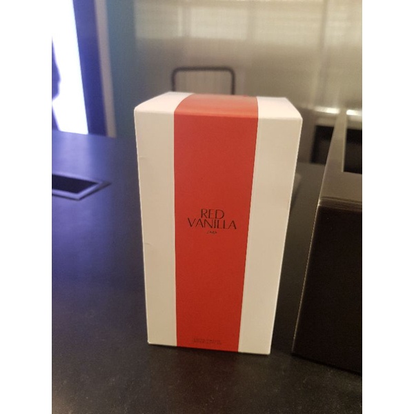 Nước hoa nữ ZARA RED VANILLA EDT 180 ML.