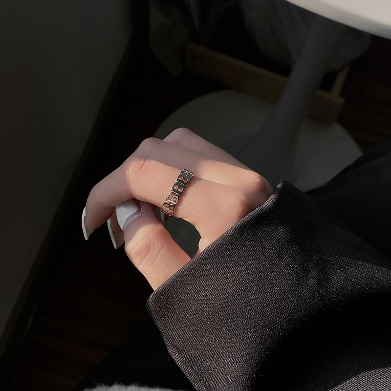 Nhẫn Đeo Tay Kiểu Dáng Đơn Giản Thời Trang Cho Nữ