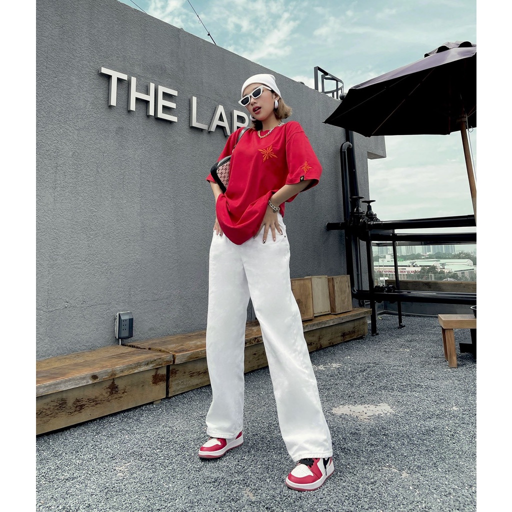 Áo thun Lesavril de Vetements Brilliante Red Ruby