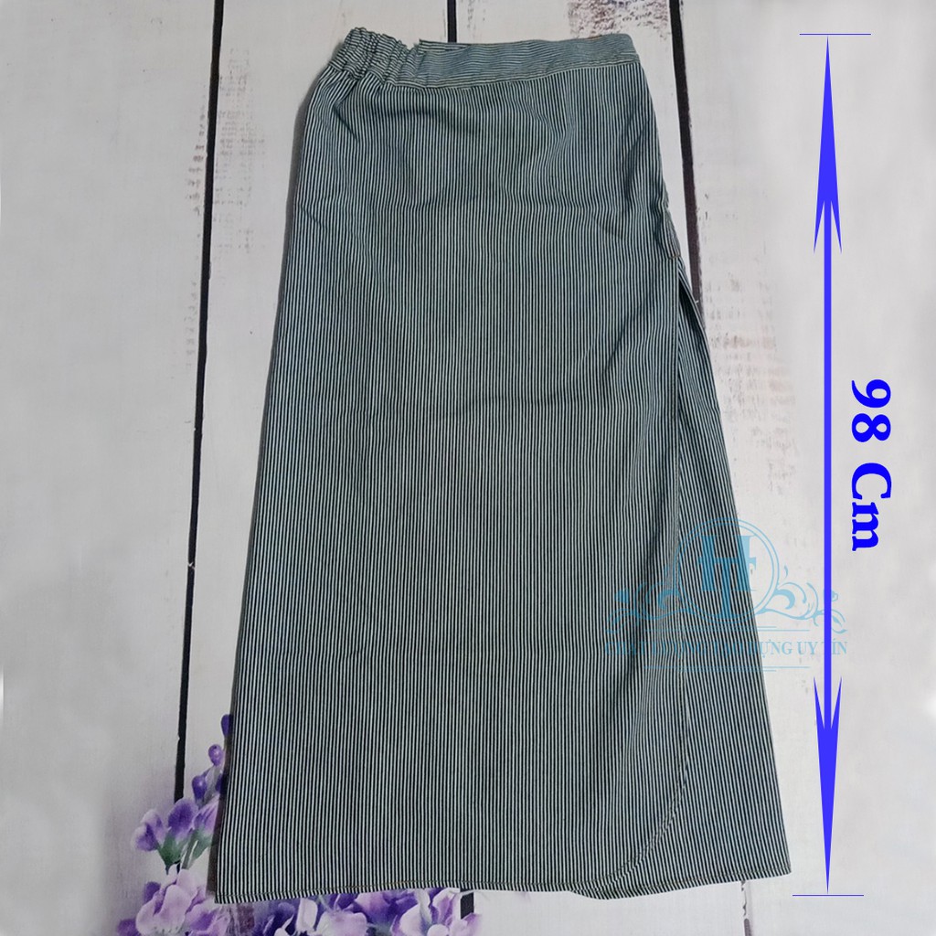 Váy Chống Nắng Xẻ Tà Kaki GIÁ TẬN XƯỞNG Chất Liệu Dày Dặn Và Mềm Mịn Họa Tiết Sọc Đen Trắng Có Nút Bấm H&T Fashion | BigBuy360 - bigbuy360.vn