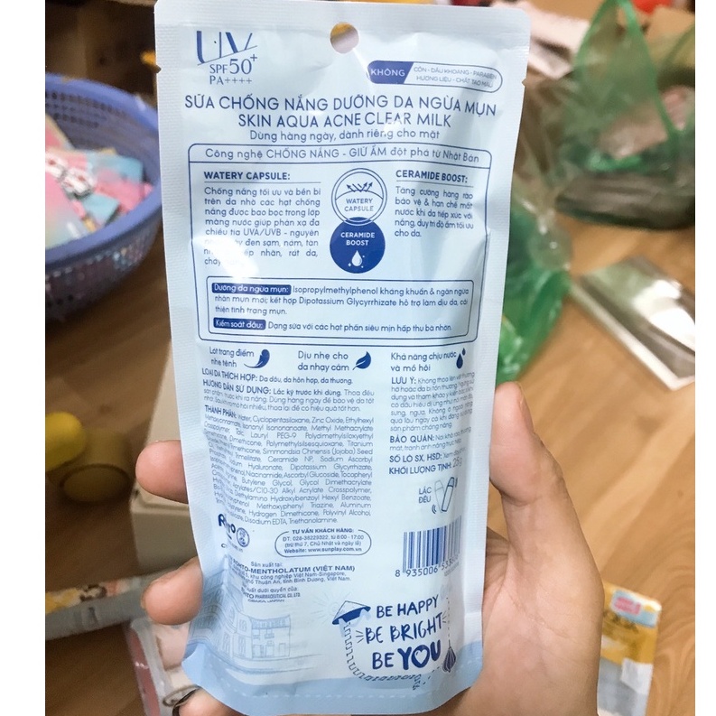 Sunplay Skin Aqua Clear White SPF50+, PA++++: Sữa chống nắng dưỡng da trắng mịn 25g