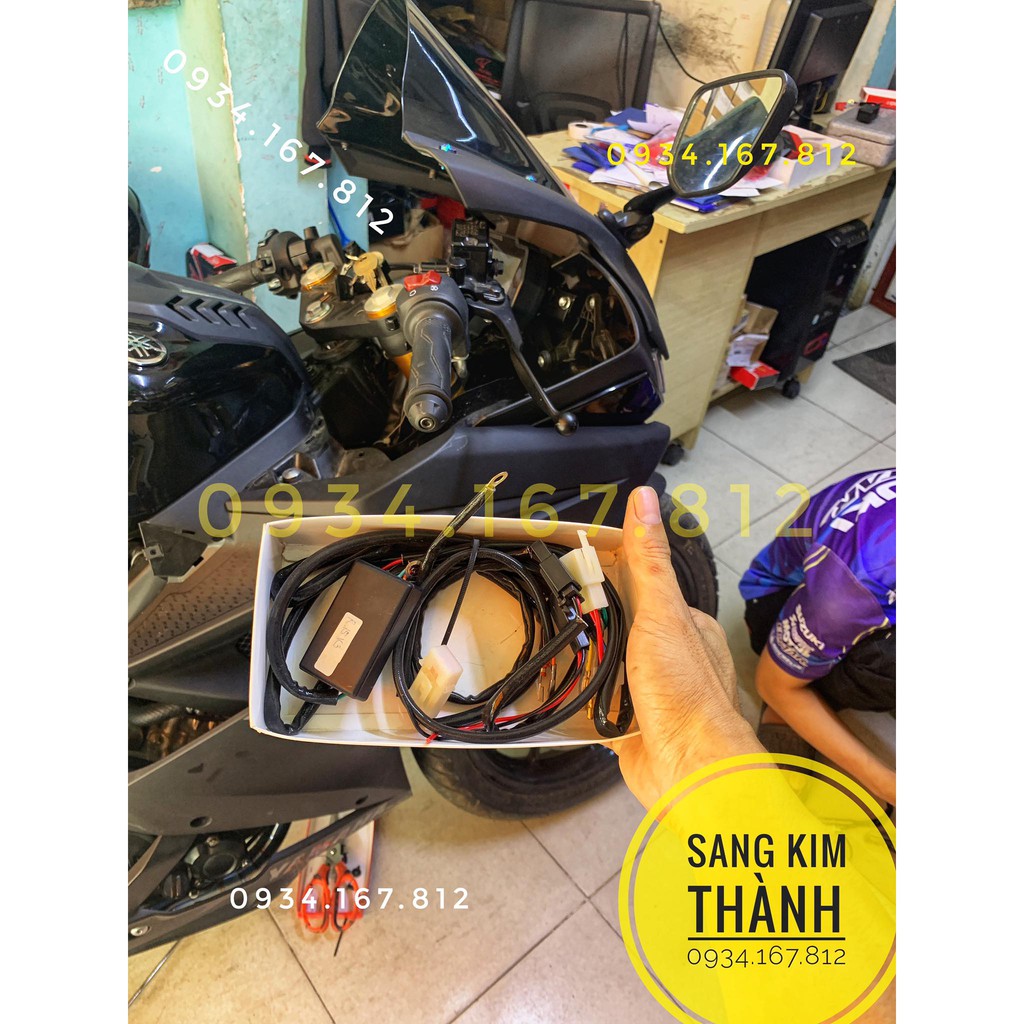 Bộ Mạch Bật Tắt Đèn Xe R15 V3 Và Đèn Trợ Sáng Tích Hợp Trên Nút Passing zin xe