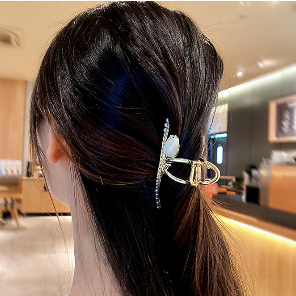 Kẹp Tóc Móng Vuốt Hình Hoa Tulip Ngọt Ngào Cho Nữ