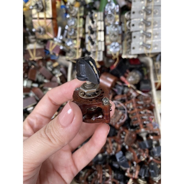Selector Chuyển mạch Nga 2 tầng