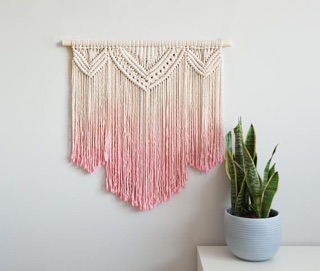 Rèm trang trí tường macrame màu