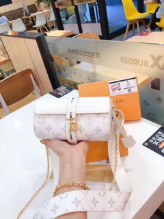 Túi xách LV sz 19,5  full box
