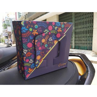 Hộp bánh kem size 20cm ( mẫu tùy theo đợt sét 10 hộp ) .