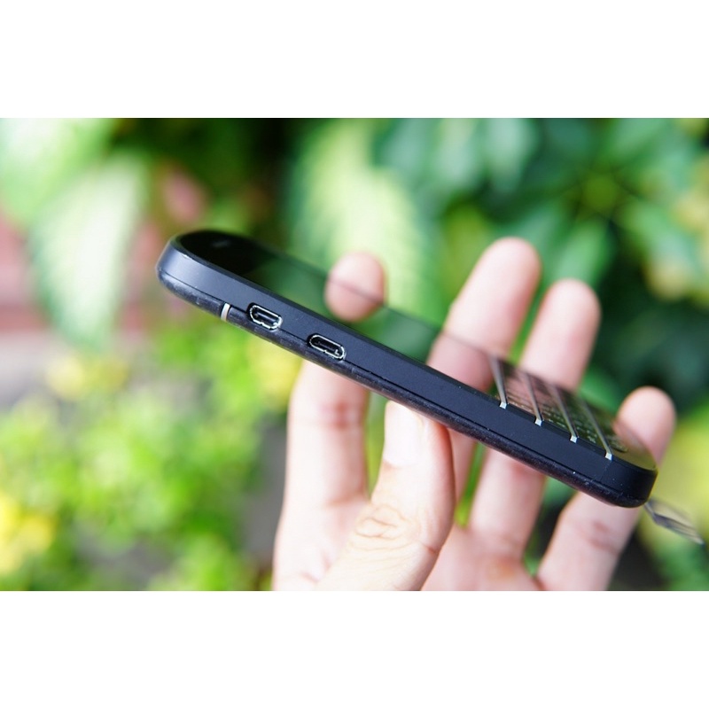 Điện Thoại BlackBerry Q10 Nguyên Bản