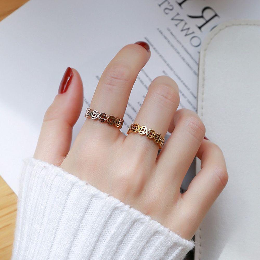 Nhẫn Thép Không Gỉ Khắc Họa Tiết Rỗng Phong Cách Cổ Điển Cho Nam Và Nữ