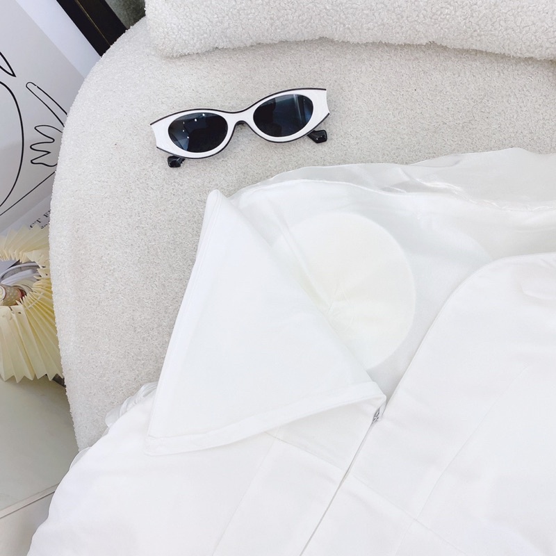 ĐẦM TRẮNG VOAN LỆCH VAI NƠ XOÈ PHỒNG