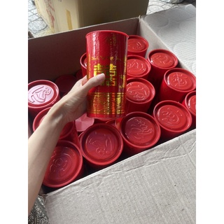 lon trà cưới bằng giấy