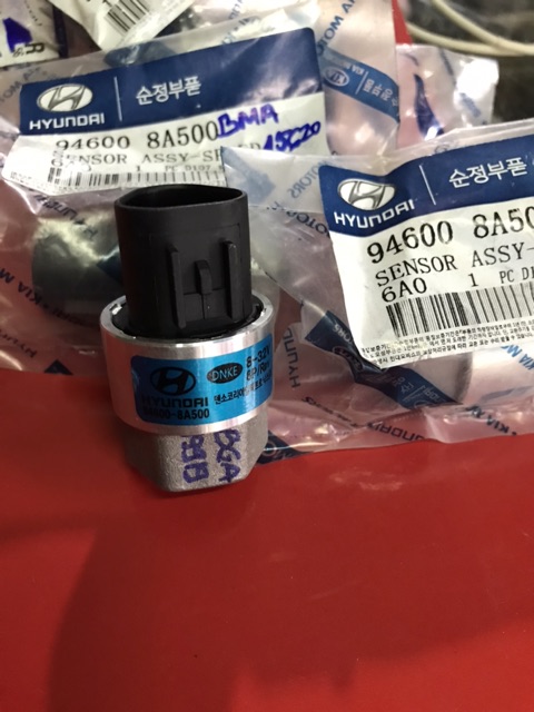 Cảm biến tốc độ 946008A500 cho Univer, County, Mighty