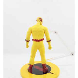 Mô hình Reverse Flash Mezco