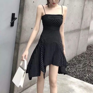 Váy hai dây kẻ xoè đuôi cá