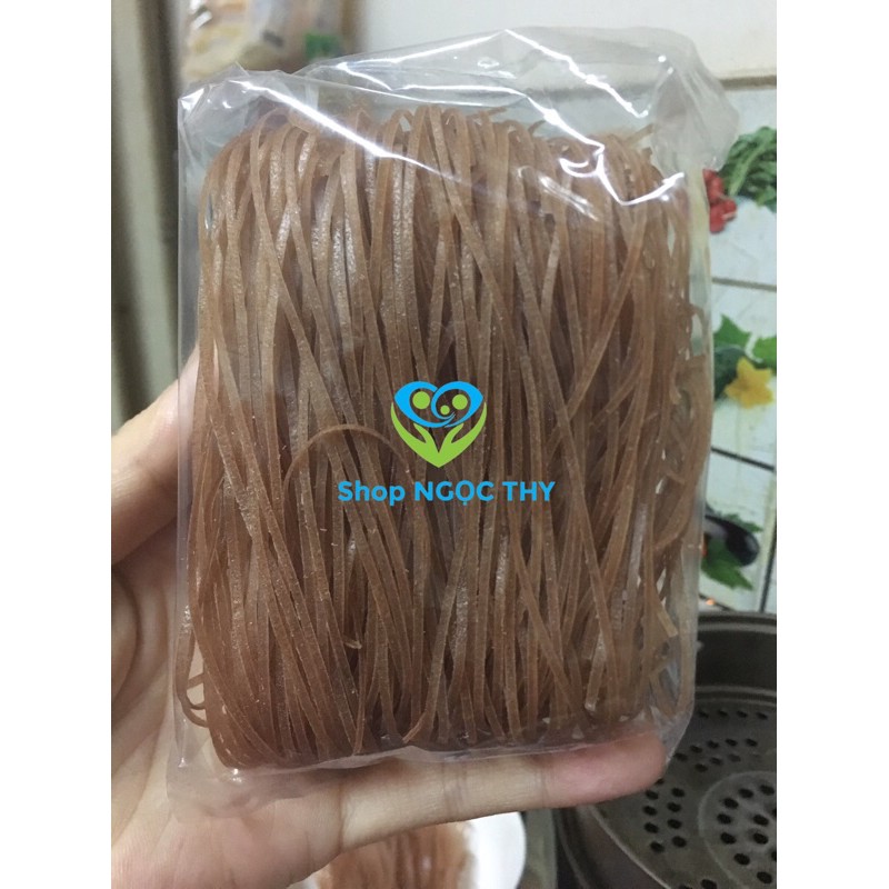 [Mã 77FMCGSALE1 giảm 10% đơn 250K] 1 vắt hủ tiếu gạo lứt ăn liền (dùng như mì tôm) YoungBack 50gr | BigBuy360 - bigbuy360.vn