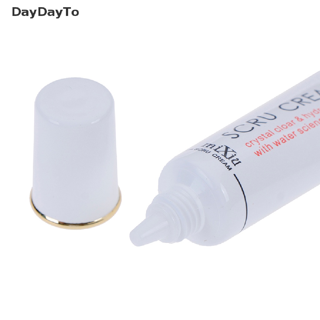 1 Gel Tẩy Tế Bào Chết Cho Môi Daydoyto