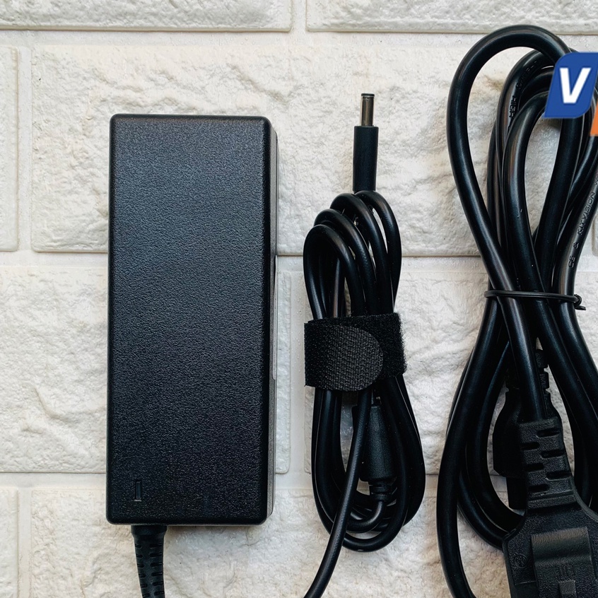 QUA SỬ DỤNG Sạc Laptop Dell 19.5V - 4.62A - 90W 19,5v 4,6a Chân Kim Nhỏ 4.5 *3.0mm Dell 5568 3558 3458 3558 Card Rời