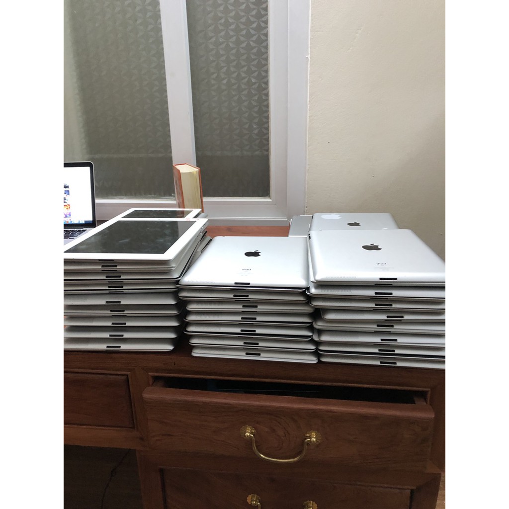 Máy tính bảng iPad 3 quốc tế chính hãng apple màn hình retina sắc nét ram lên đến 1GB học tập giải trí tuyệt vời | BigBuy360 - bigbuy360.vn