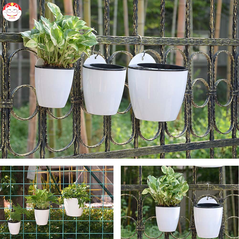 Chậu hoa tự tưới nước treo tường bằng nhựa