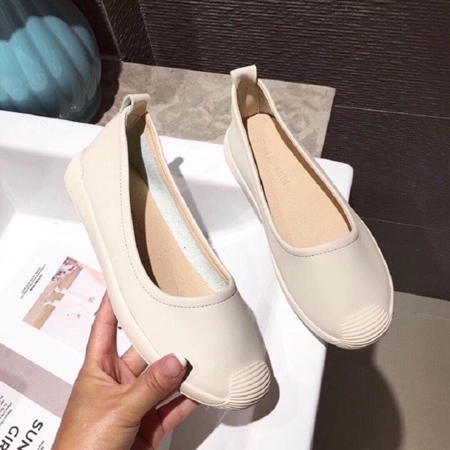 Giày nữ( giày slip on)- giày bata da mềm