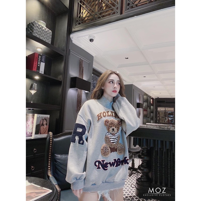 Áo nỉ gấu holiday.