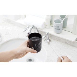 Ly cốc nhựa họa tiết chữ siêu xinh uống nước uống trà đánh răng