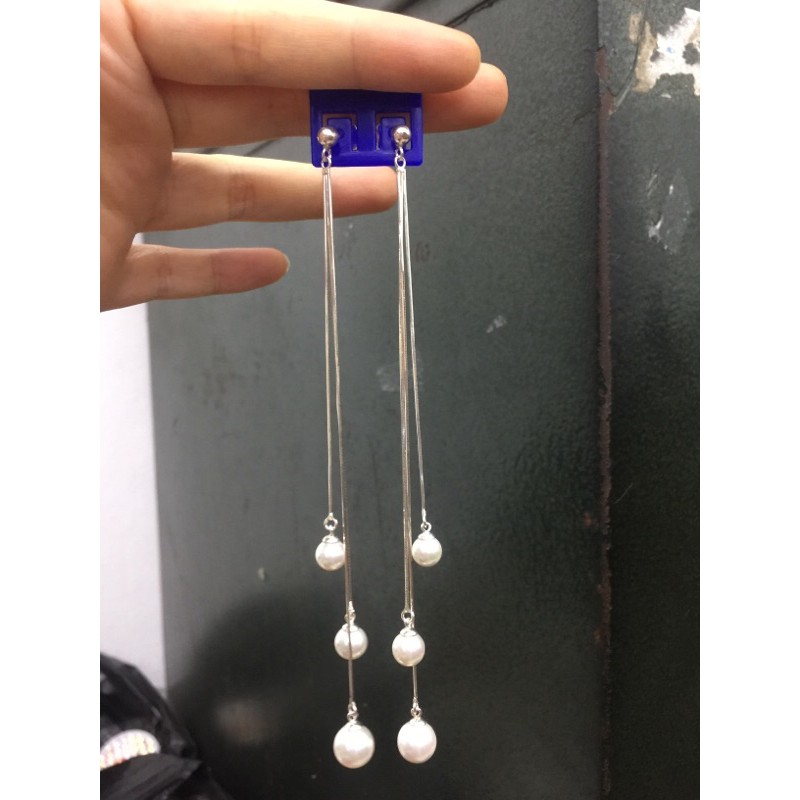 Khuyên tai quả cầu trắng nhỏ dần bạc ta siêu dài (tầm 10cm)