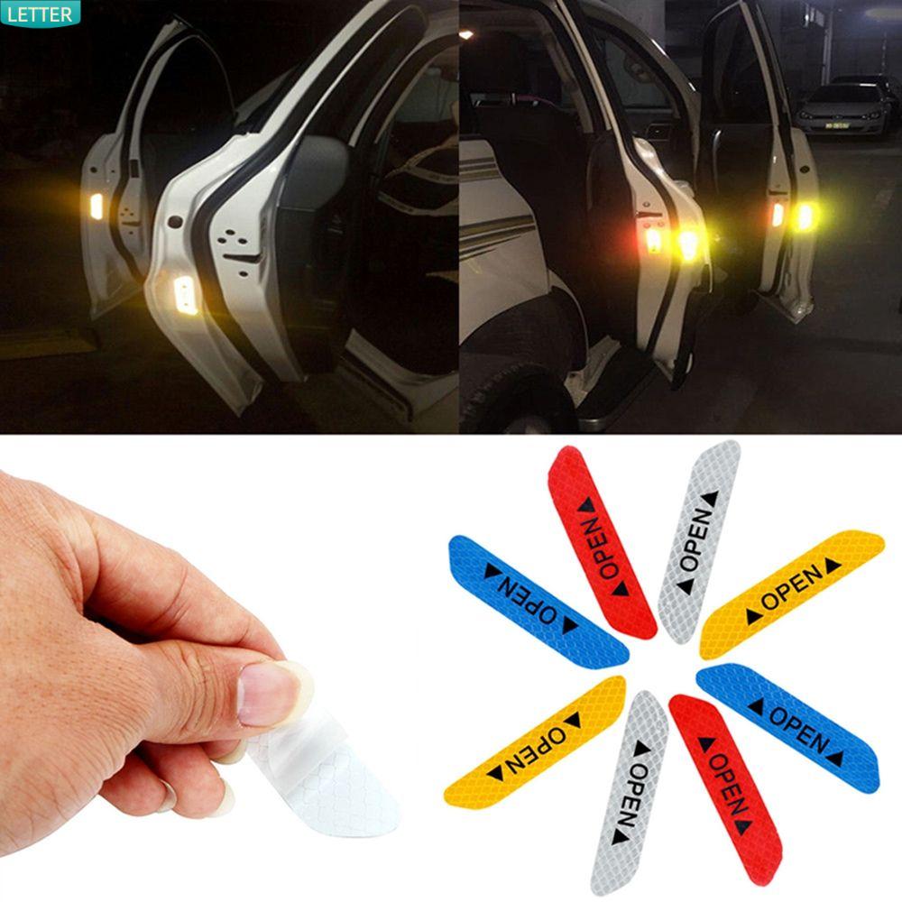 Set 4 Miếng Dán Phản Quang Cảnh Báo An Toàn Cho Xe Ô Tô