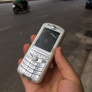 Điện thoại motorola rockr e1
