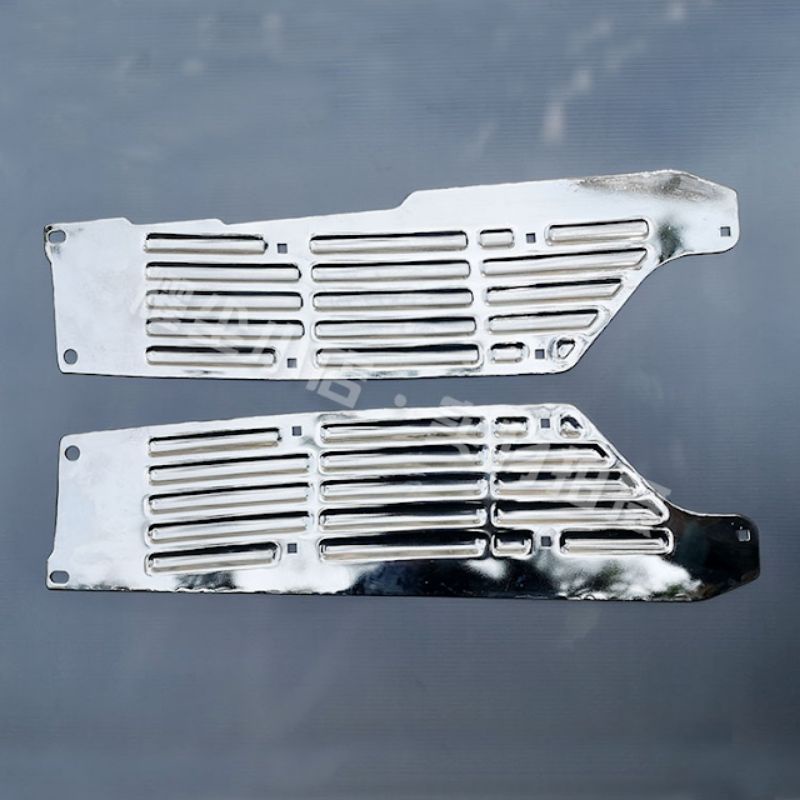 Tấm inox cản sau (plate rear bumper) Pajero V31 V32 V33 V43 V45 V46 MB679651 MB679652