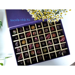 BX27-Hộp đựng socola sang trọng 30v_48v, khay giấy kèm túi xách