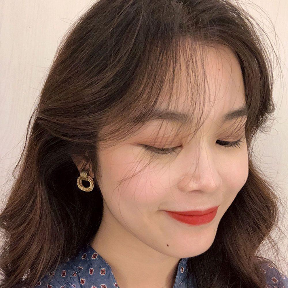 Bông Tai Hình Tròn Bằng Kim Loại Thời Trang Dành Cho Nữ