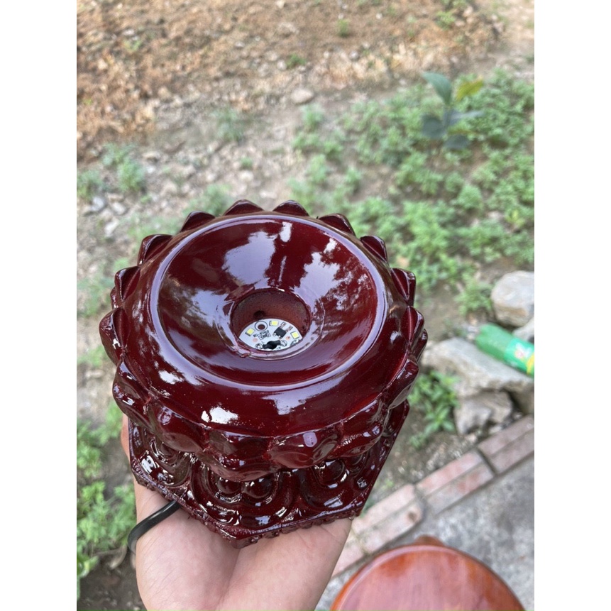Chân Đế Hoa Sen Có Đèn Phù Hợp Để Các Quả Cầu Phong Thủy Từ 2 Kg Trở Lên