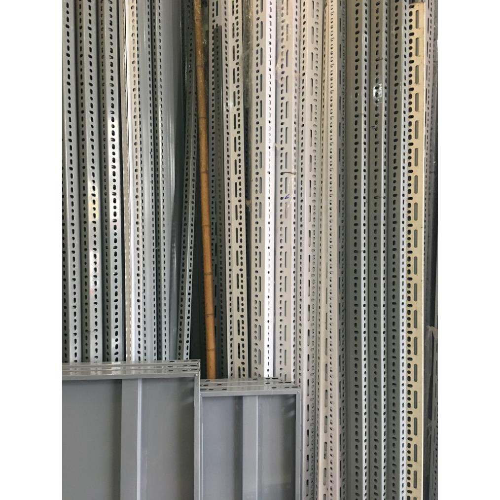 Thanh sắt V lỗ đa năng V4x4cm dài 150cm