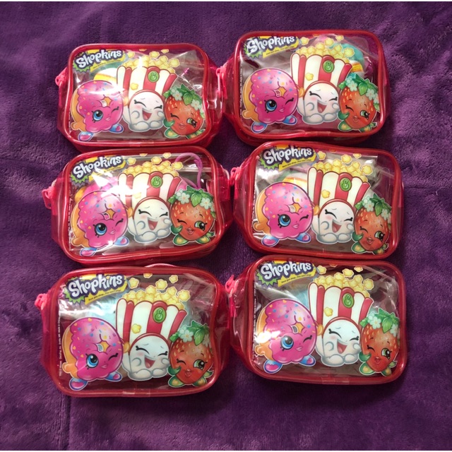 Set Shopkins túi và gấu bông móc khoá