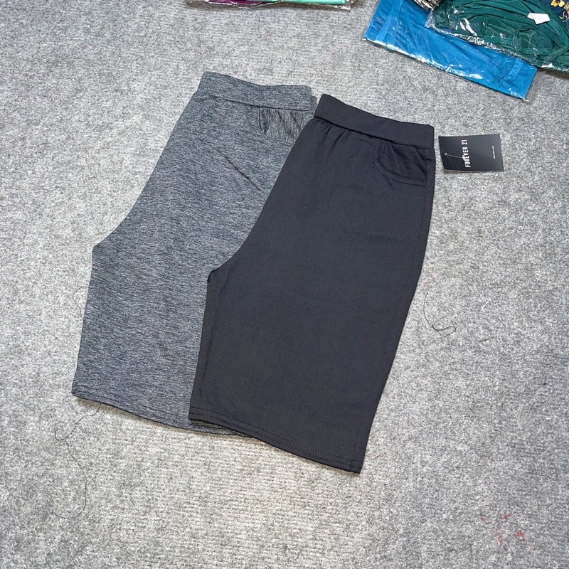 Quần legging ngố trên đầu gối, phom dưới  60kg