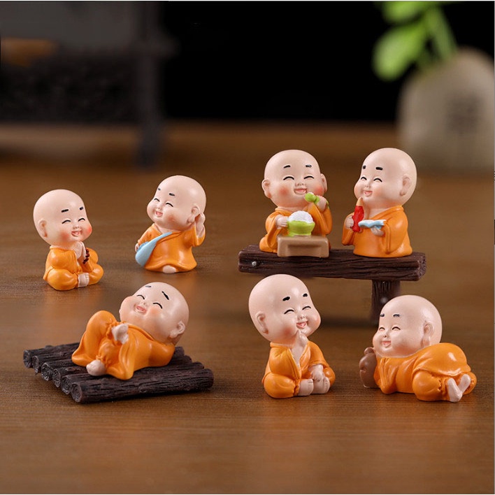 Tượng chú tiểu Size nhỏ trang trí bàn làm việc, chậu cây cảnh