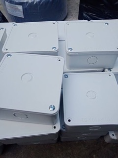 Box nhựa chống cháy 11*11