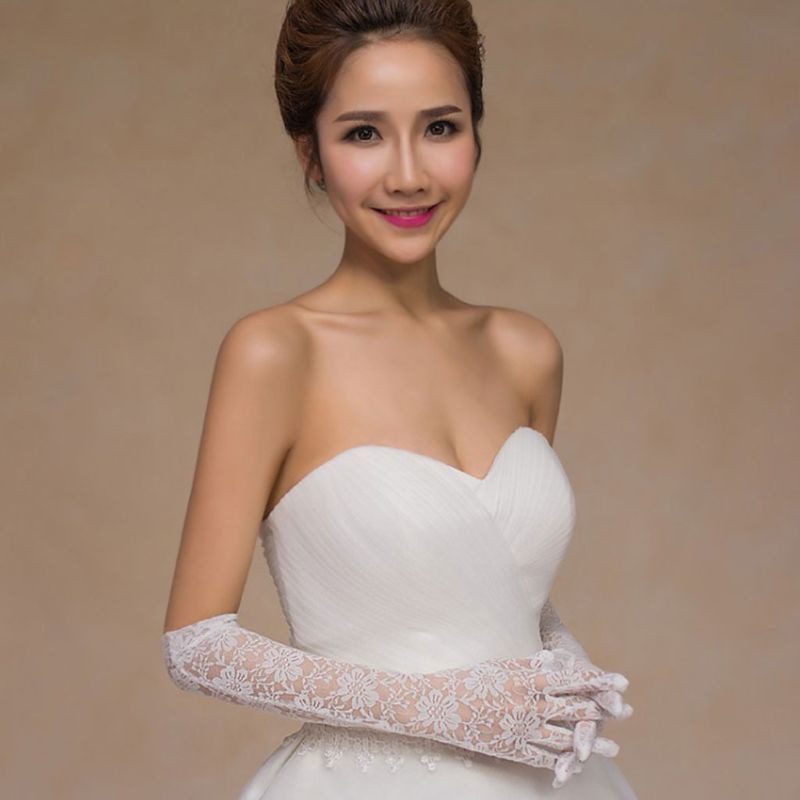 Găng tay vải ren thời trang sang trọng cho cô dâu