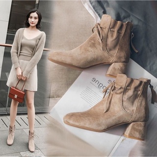 Boot nữ cao gót 5cm gót vuông mũi vuông da lộn