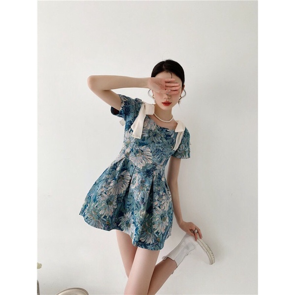 Váy nữ hoạ tiết hoa cổ vuông cao cấp | BigBuy360 - bigbuy360.vn