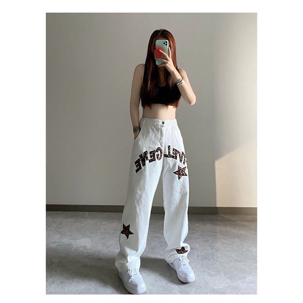 Quần jean ống rộng in chữ thời trang cho cặp đôi