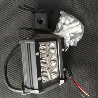 ĐÈN TRỢ SÁNG C6 6 LED 30W