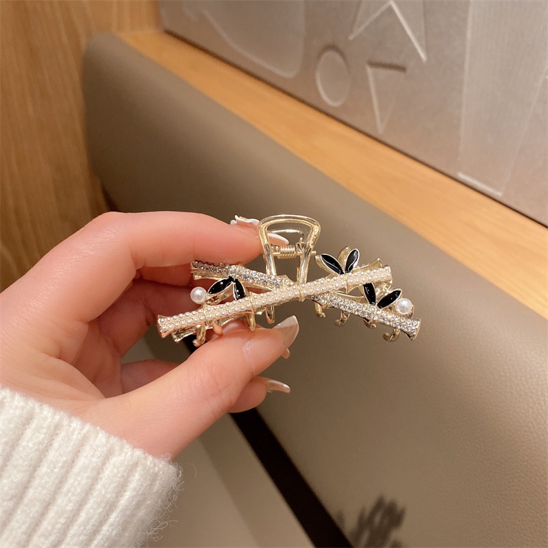 Kẹp Tóc Đính Đá Ngọc Trai Phong Cách Dân Tộc