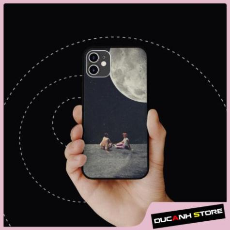 Ốp lưng iphone hình two people on the moon collage art pop art chống sốc  cho các dòng SAMSUNG PAP20211020