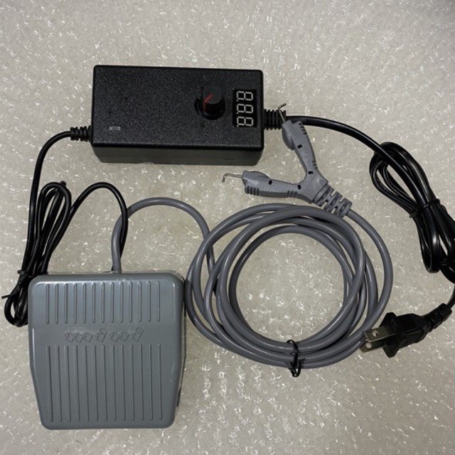 Bộ biến điện điện tử kèm dây móc đúc và bàn đạp xám